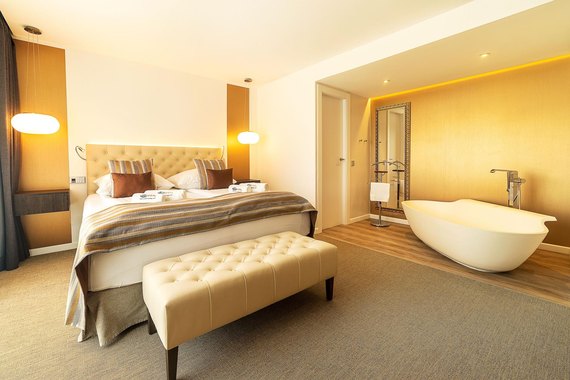 Hotel The Sky - Adults Only Cala Ratjada  Exterior photo